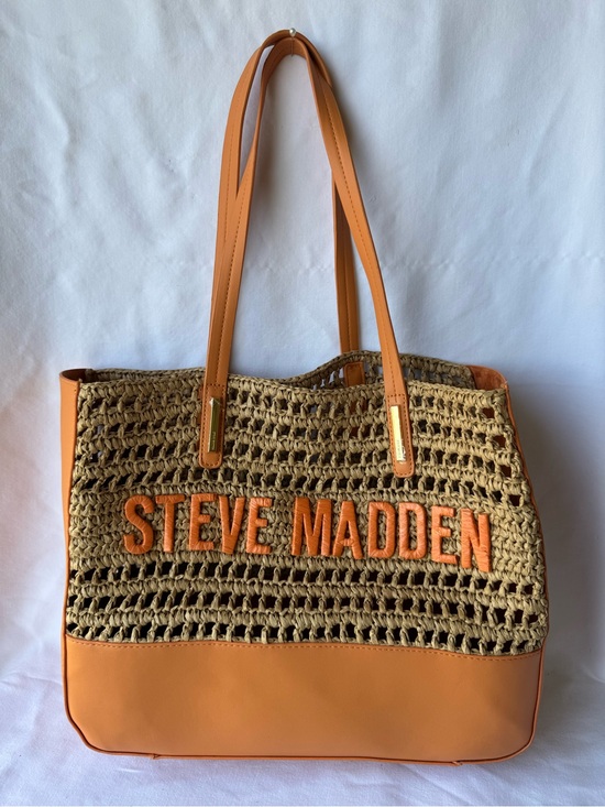 Steve Madden Handbags - Steve Madden Orange and Natural Woven Tote